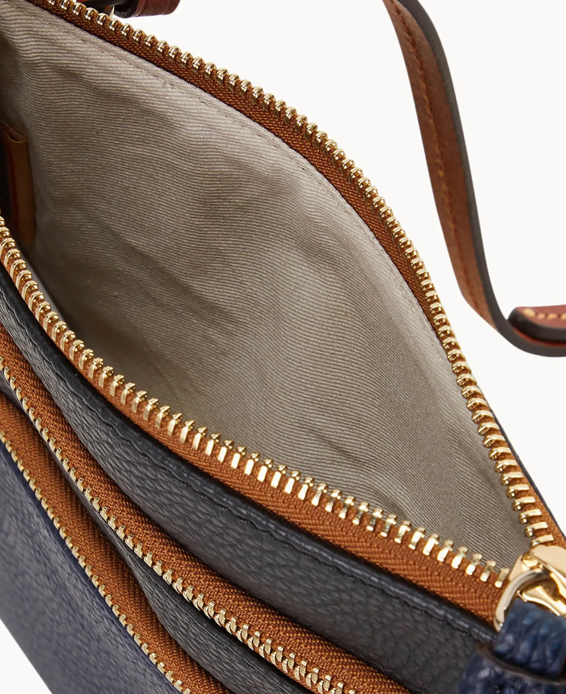 MLB Braves Triple Zip Crossbody