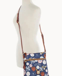 MLB Yankees Crossbody