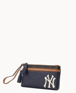 MLB Yankees Double Zip Wristlet
