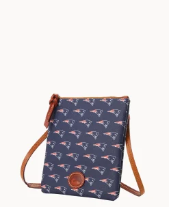 NFL Patriots North South Top Zip Crossbody