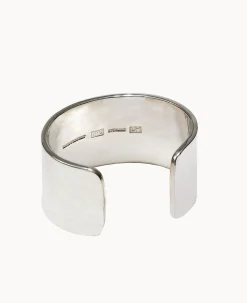 Old Newbury Crafters Bangle 1.25"