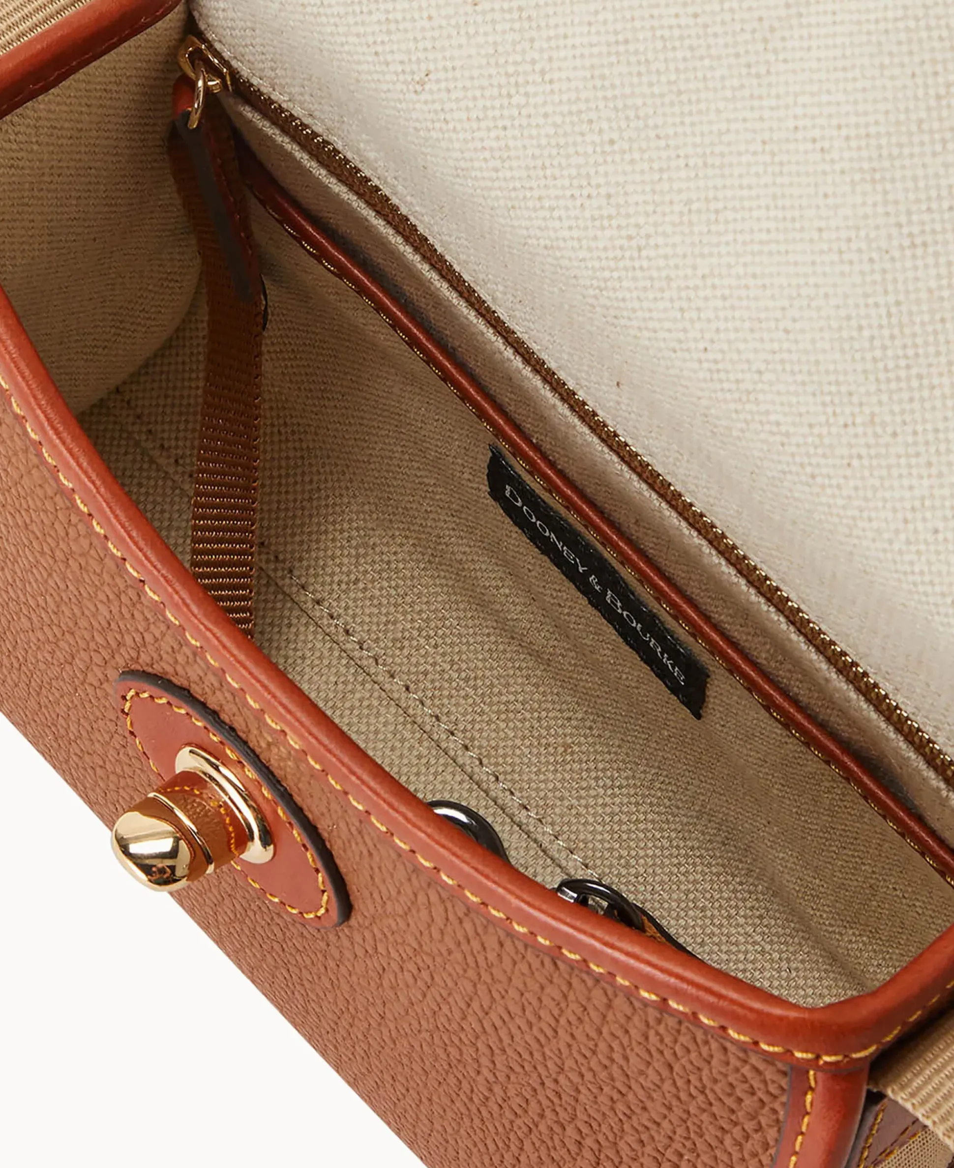 Pebble Grain 20 Crossbody