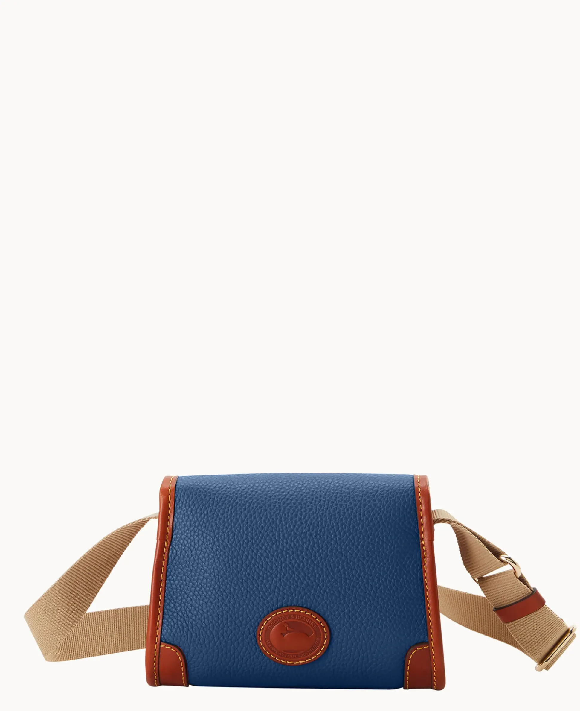 Pebble Grain 18 Crossbody