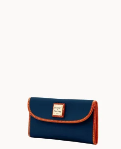 Pebble Grain Continental Clutch