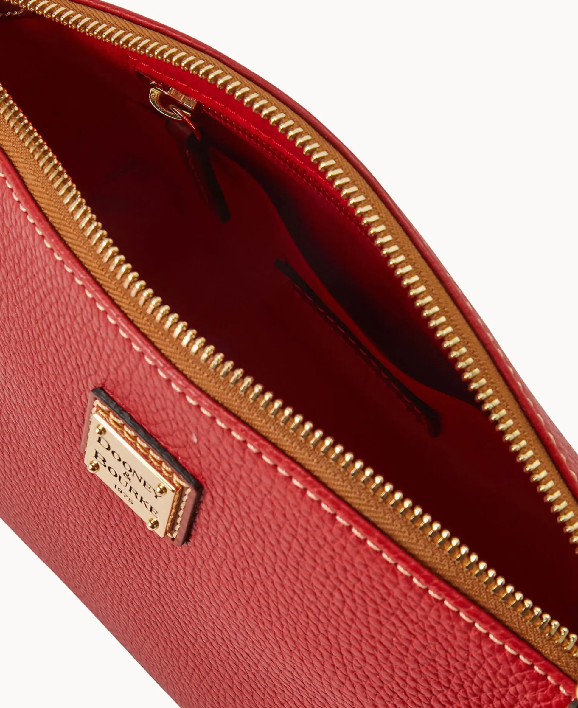 Pebble Grain Robin Crossbody