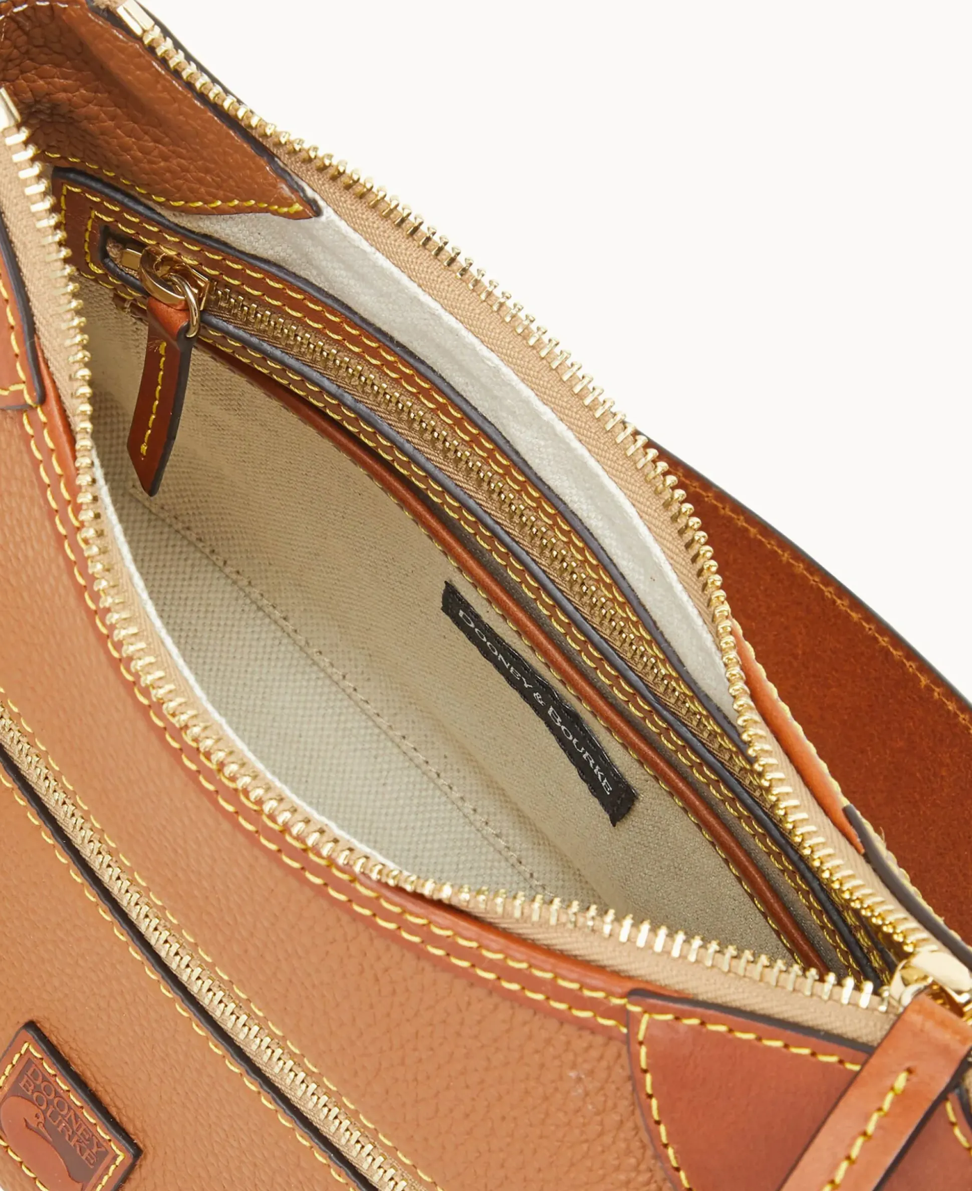 Pebble Grain Small Hobo